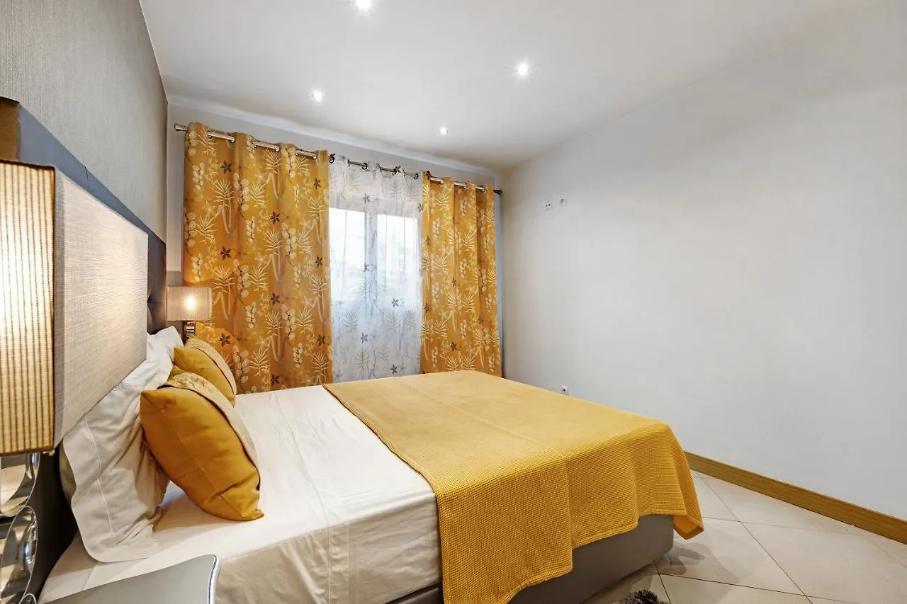 Tourismer B Apartment Lagos 0*,
